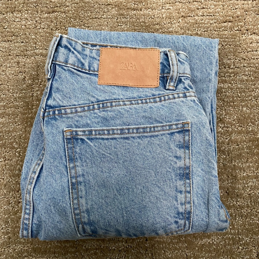 Zara Mom Fit Jeans - Light Blue